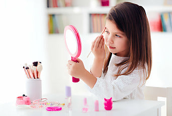 How to Choose Age-Appropriate Makeup for Kids: Playful Looks with Safety in Mind